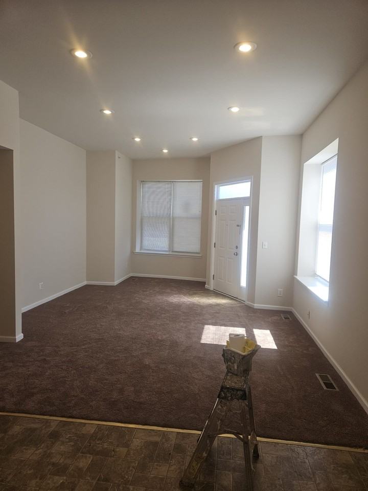1580 Hornberger Avenue - Photo 2 of 16