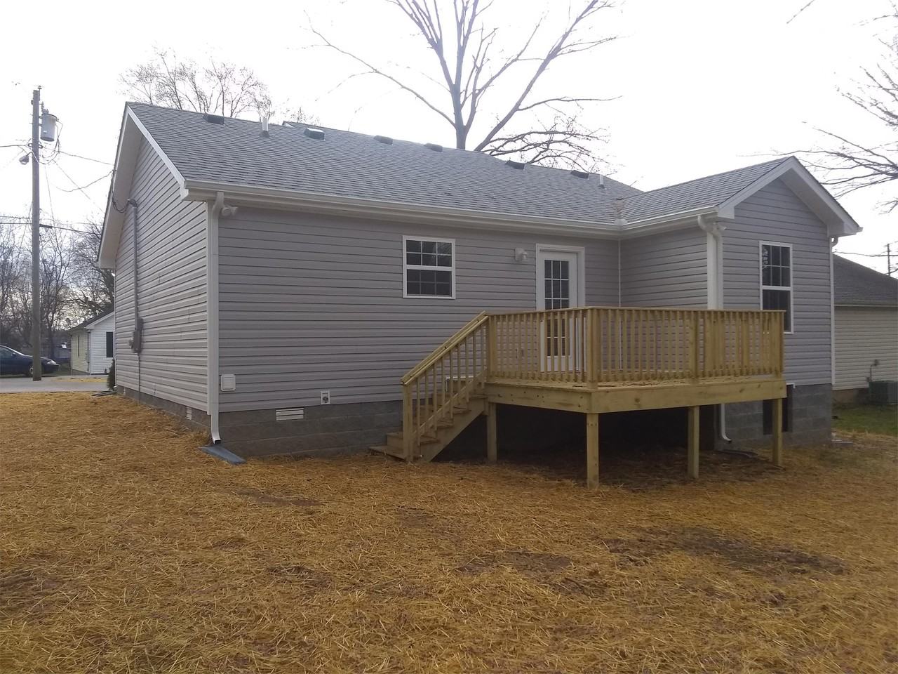 2043 Leota St - Photo 3 of 10