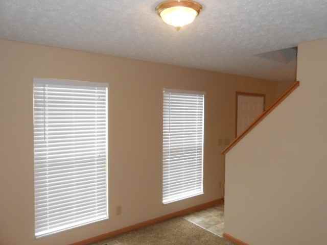 1560 Mallard Cir E - Photo 3 of 13