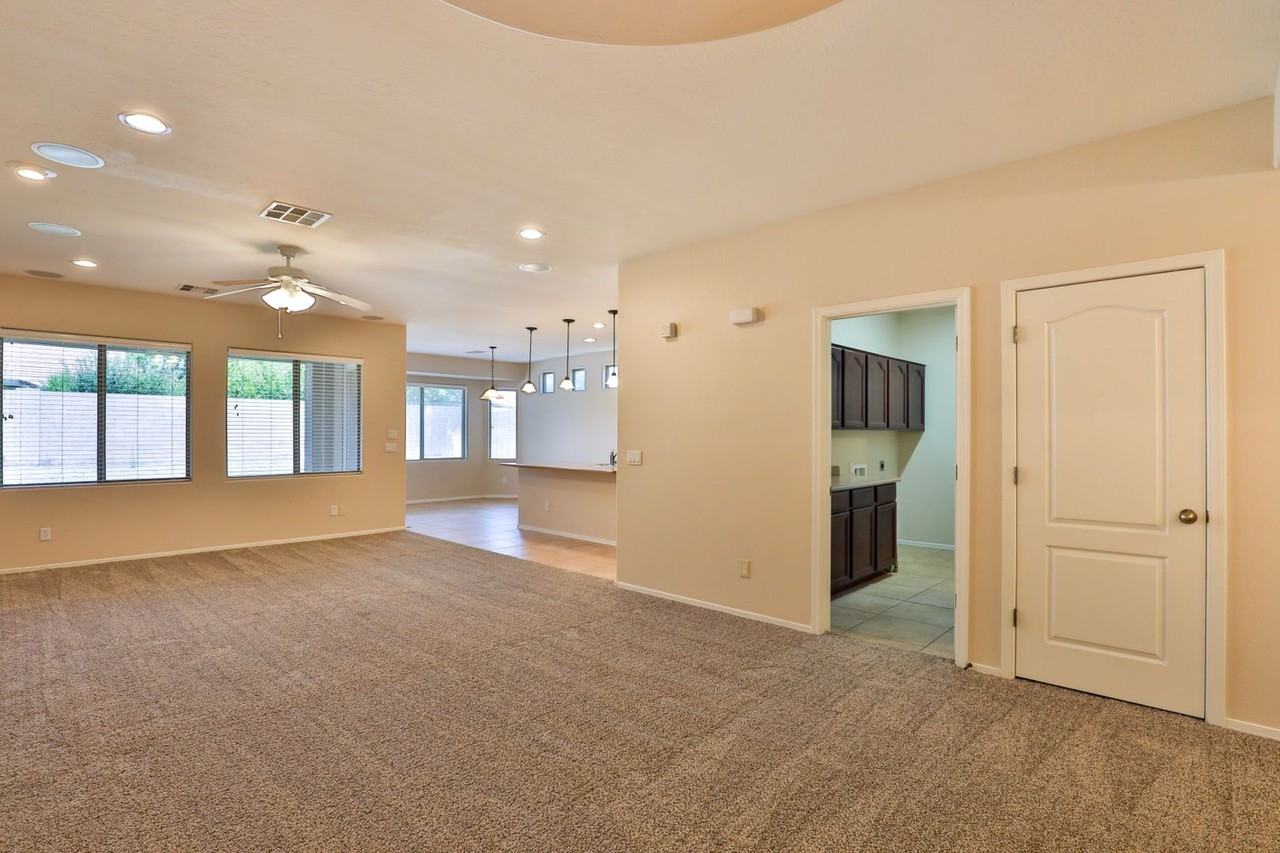 11412 E Segura Ave - Photo 6 of 44