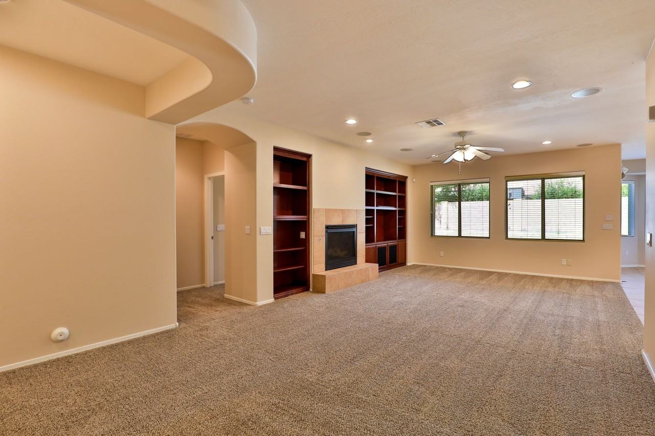 11412 E Segura Ave - Photo 7 of 44