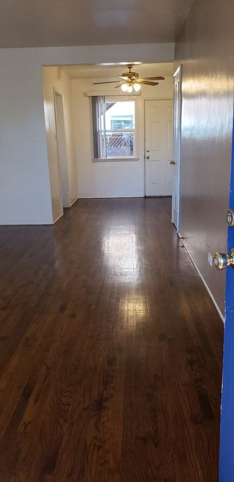 6370 - Photo 2 of 26