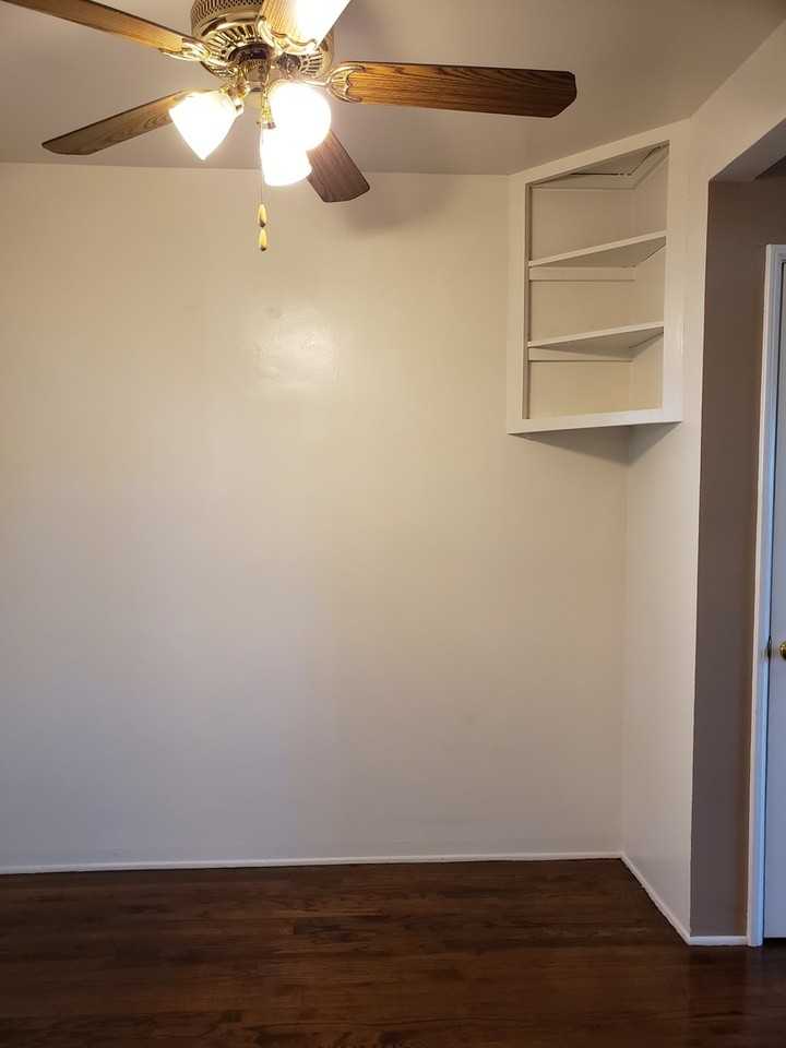 6370 - Photo 5 of 26