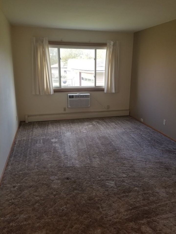 1900 - Sunset Dr. - Photo 4 of 4