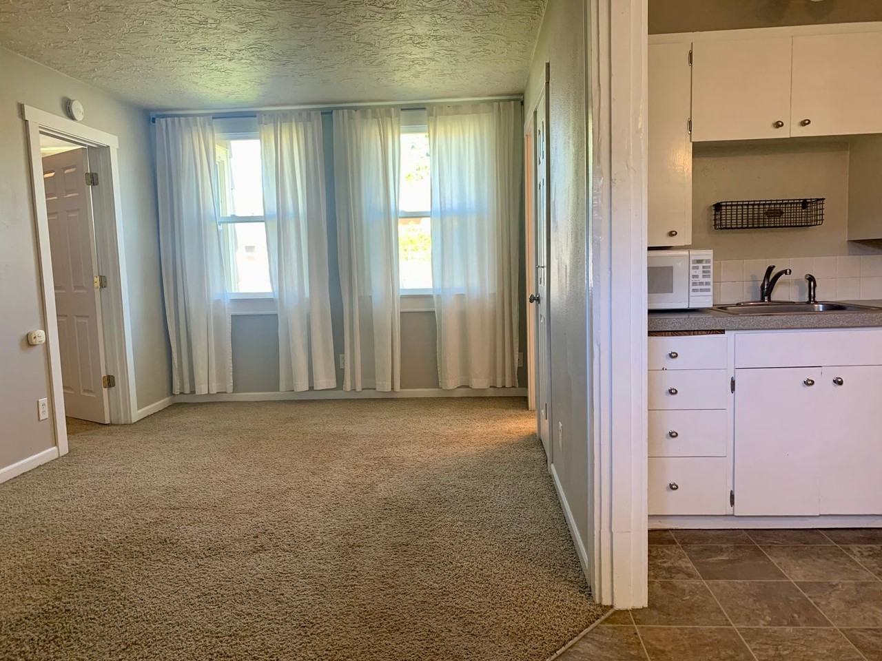 H1510-1514 - Photo 2 of 14