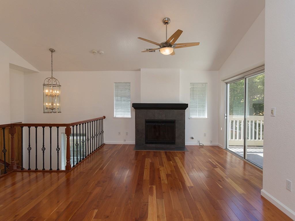 1348 Fountain Springs Cir - Photo 2 of 20