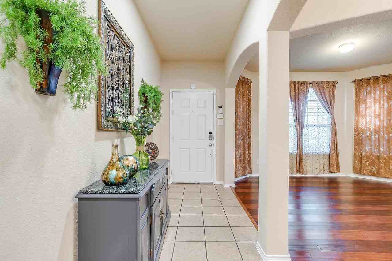 7056 Welshman Dr - Photo 6 of 44