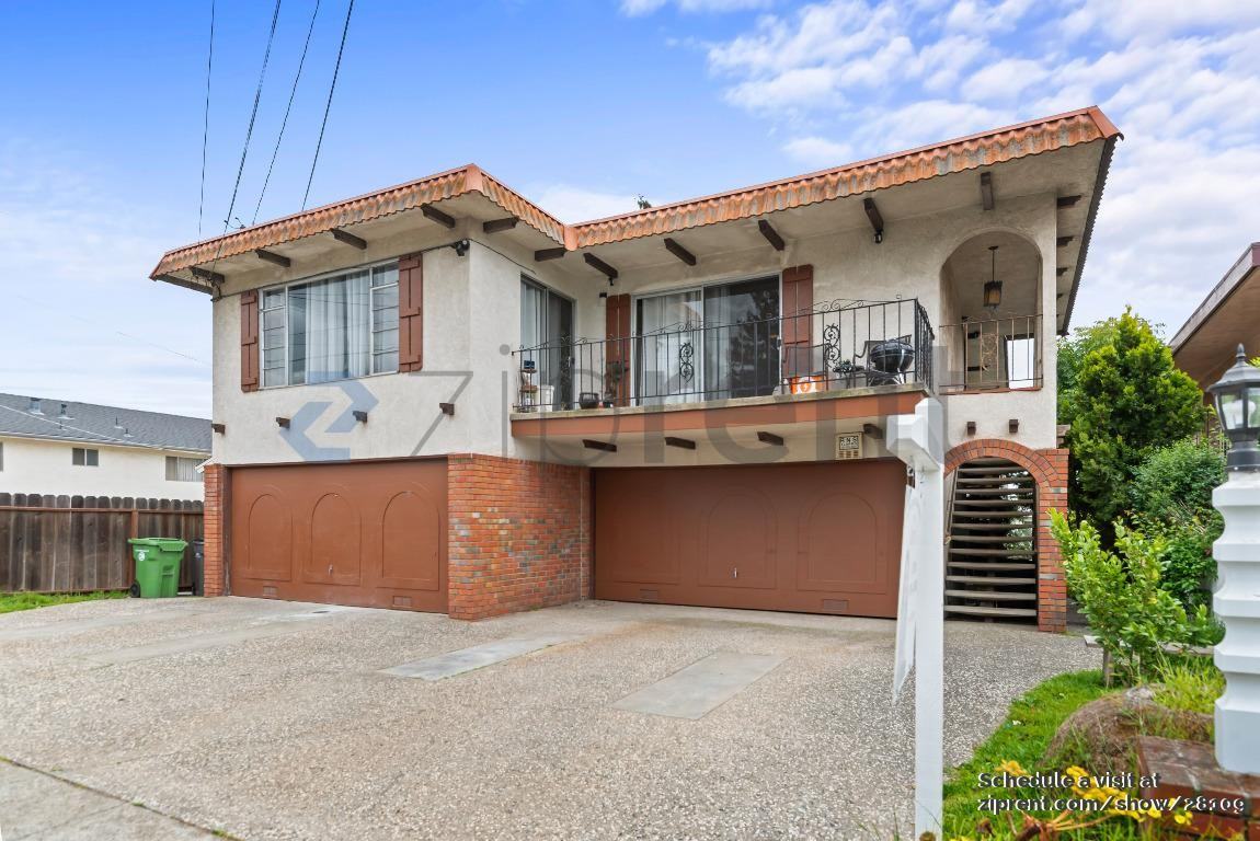 3720 Loma Vista Ave #4 - Photo 2 of 26