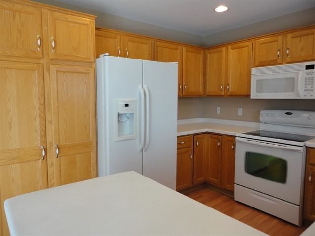 2579 N Sterling Cir - Photo 3 of 8