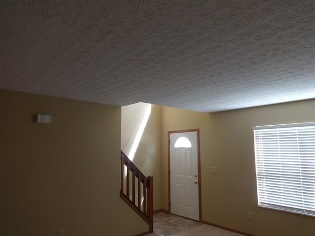 2927 Blue Moon Dr - Photo 2 of 9