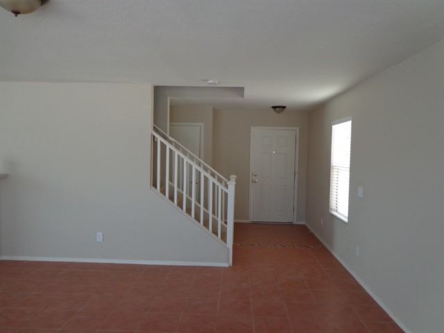 6913 S Goshawk Dr - Photo 3 of 14
