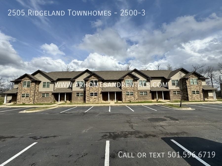 RIDGELAND TOWNHOMES & #2500-3 - Photo 3 of 18