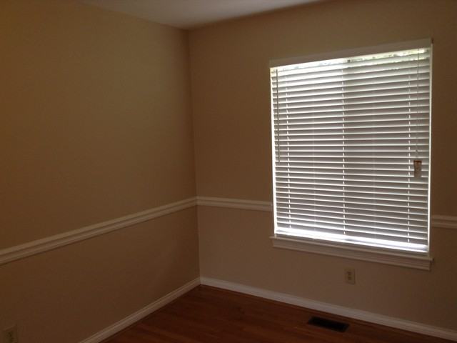 8420 Stratford Ct - Photo 2 of 12