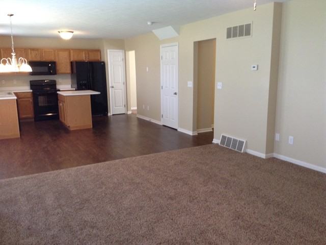 4487 Dogwood Dr - Photo 3 of 15