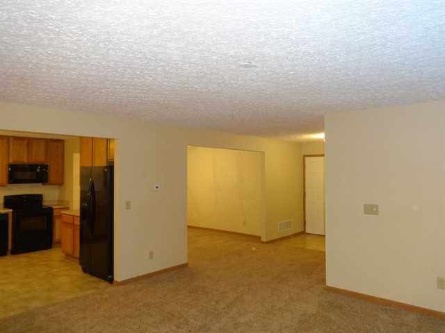 3134 Cumberland Woods Dr - Photo 3 of 10