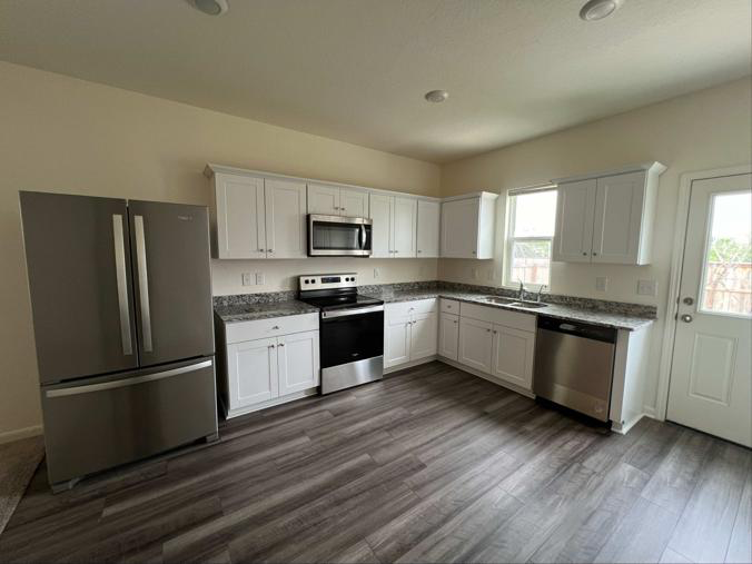 5222 Flying Hooves - Photo 3 of 11