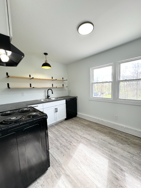 8150 Tod Ave #1 - Photo 4 of 11