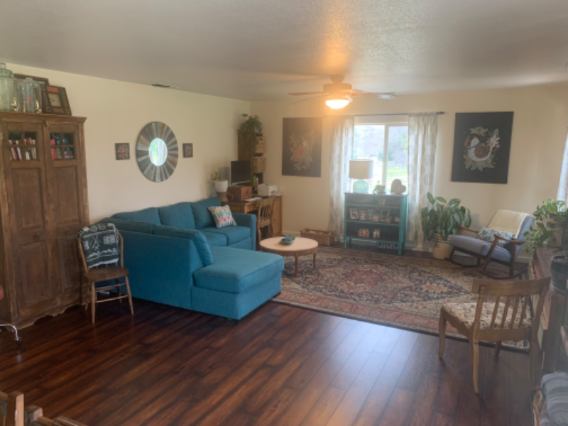 3328 Sierra Springs Ct - Photo 2 of 8