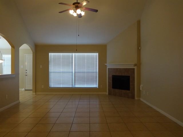 19014 Golden Heath Ln - Photo 3 of 20