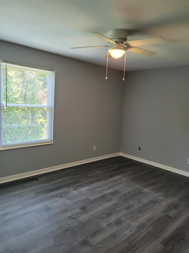 Flanders Lane NW - 905 (MS) - Photo 3 of 6