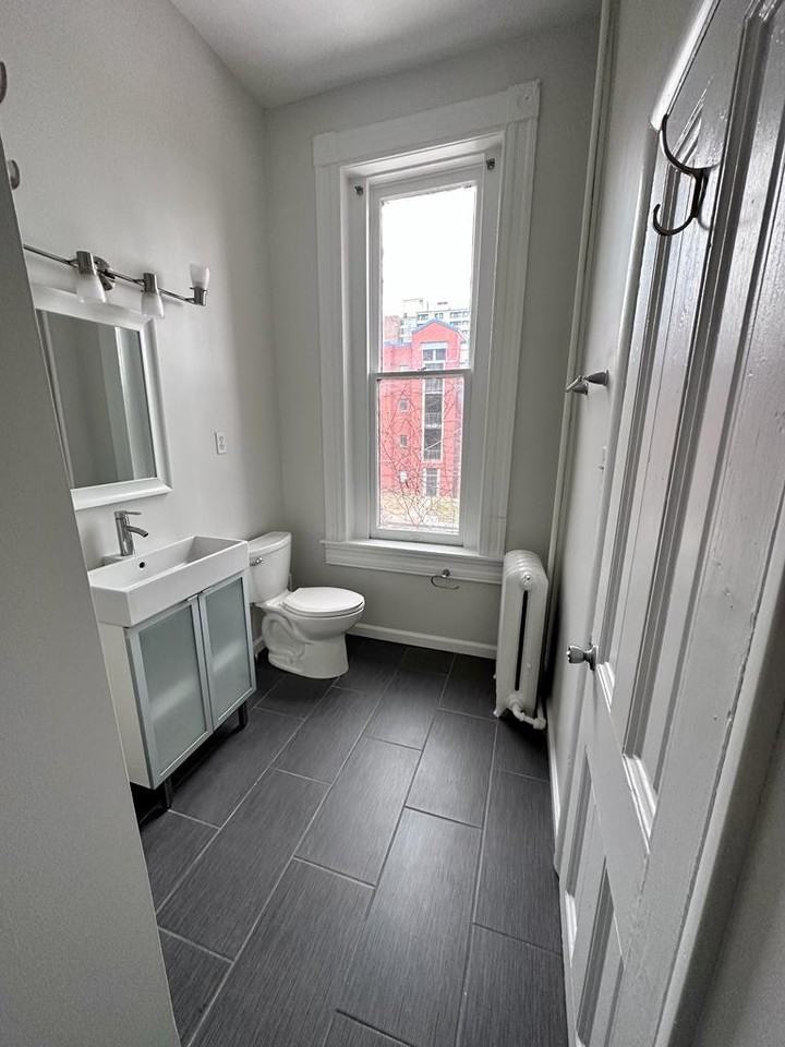 1601 Park Avenue, Unit 2 - Photo 6 of 11