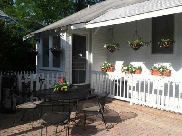 255 Happ Rd - Photo 2 of 16