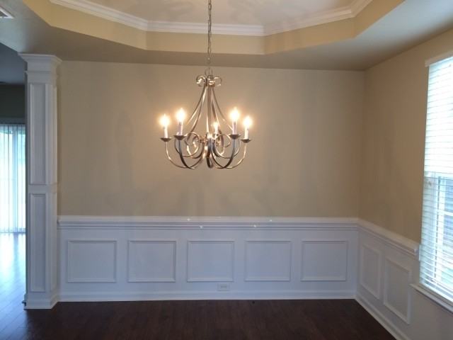 2572 Viola Ct - Photo 2 of 12