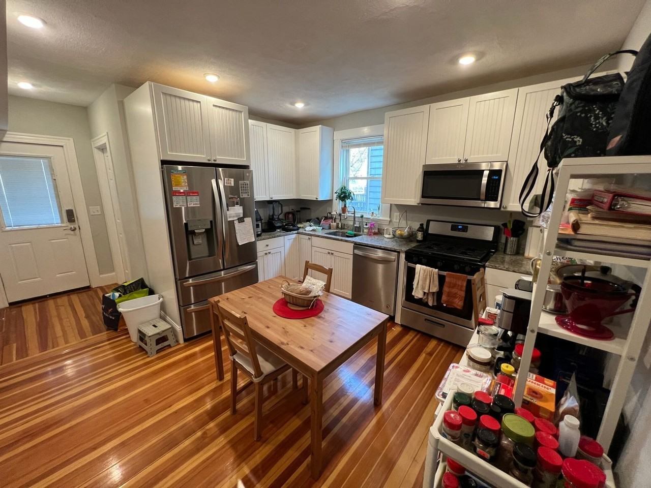 307 Highland Ave - Photo 5 of 10