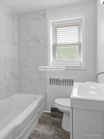 2727 W Berwyn Ave #1 - Photo 4 of 15