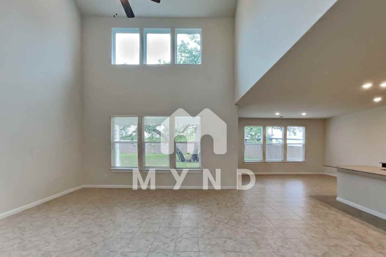 208 Sand Lily Ln - Photo 2 of 28