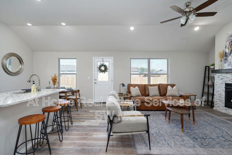 2118 N 21st St - Photo 3 of 22