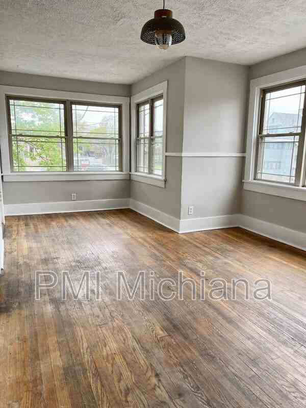 117 Franklin Pl #7 - Photo 2 of 12