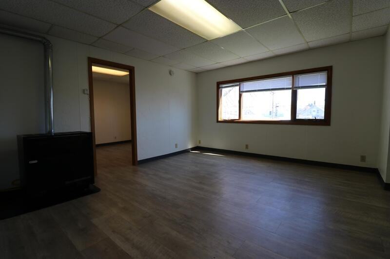 1603 S 13th St - Photo 5 of 9