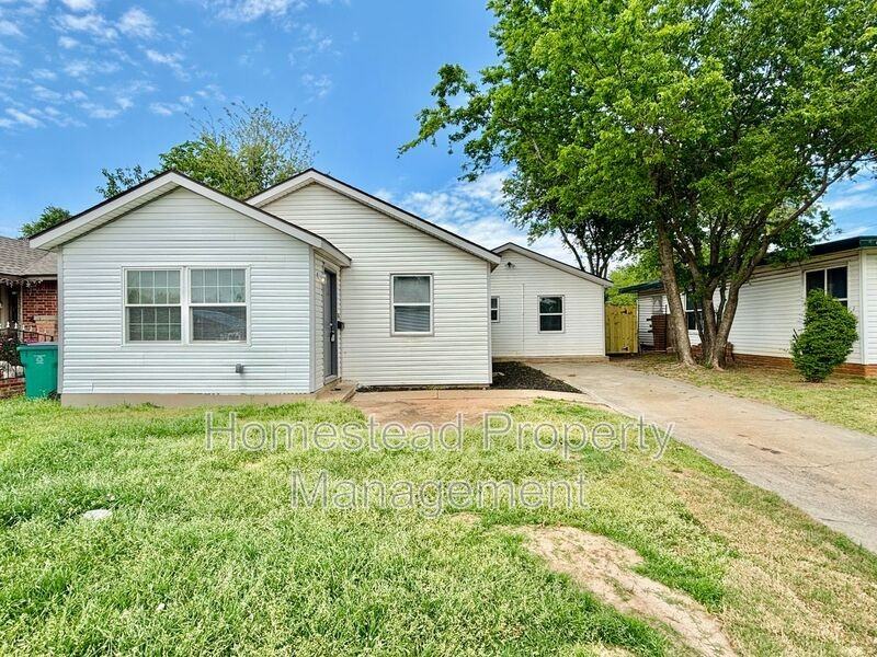 329 Se 46th St - Photo 2 of 22