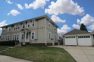 featured image of 1002 N 13th St