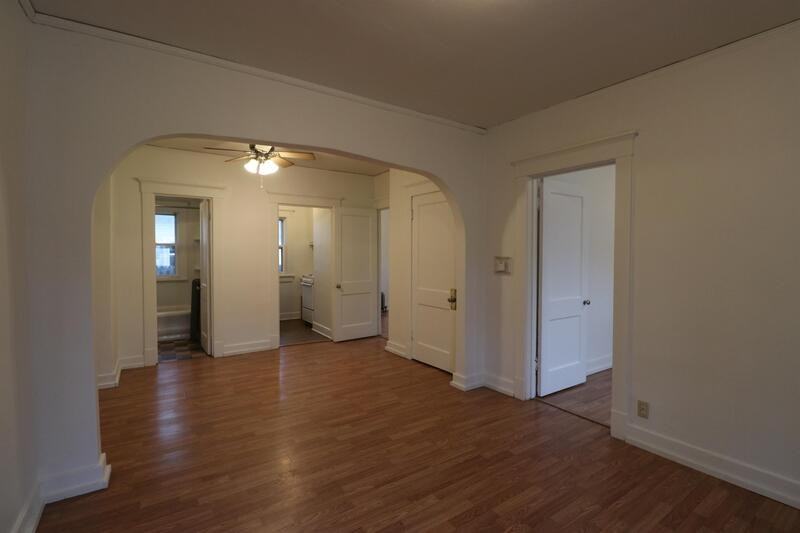 1002 N 13th St - Photo 3 of 9