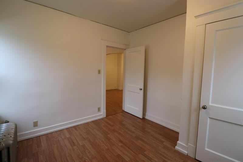 1002 N 13th St - Photo 6 of 9