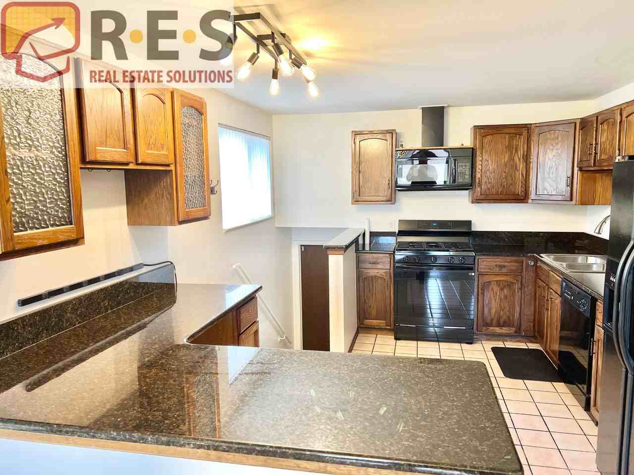 7688 S Eaton Way - Photo 3 of 16