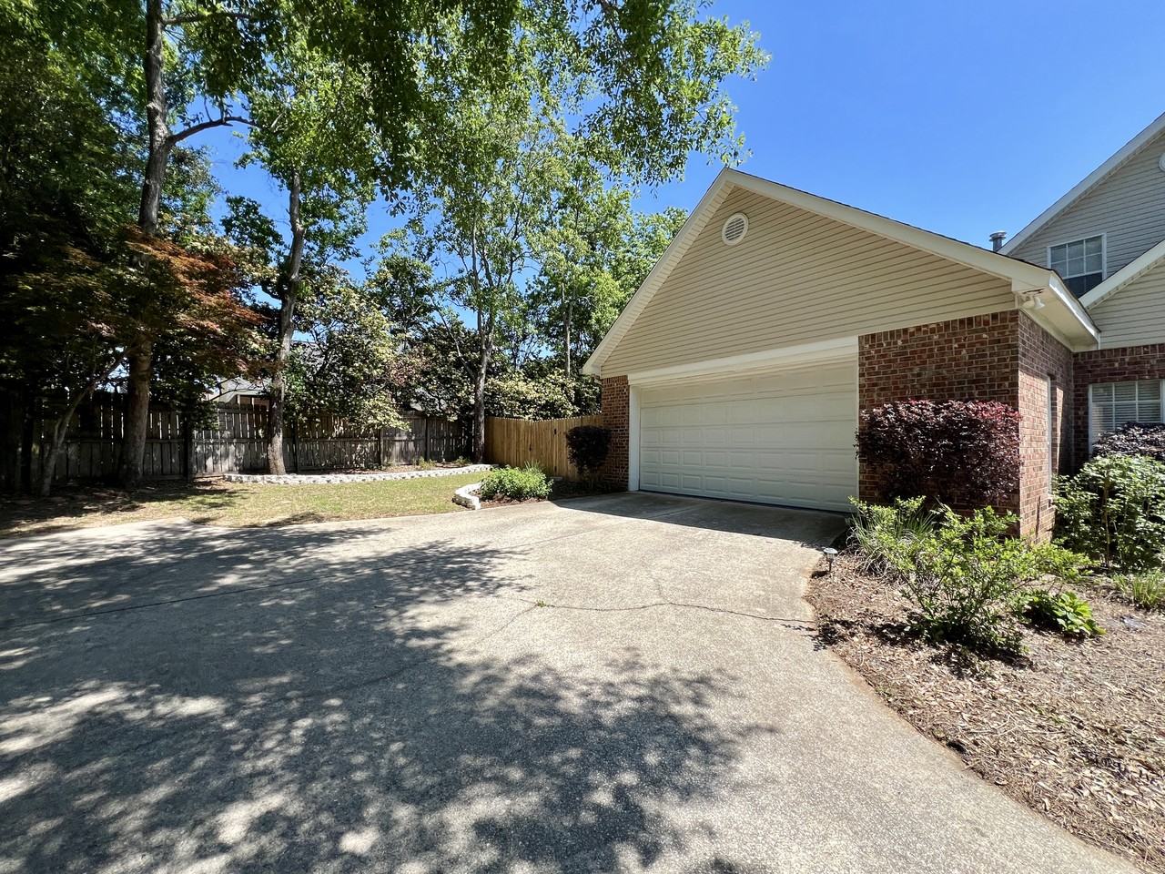 8291 Reidy Ct - Photo 2 of 21