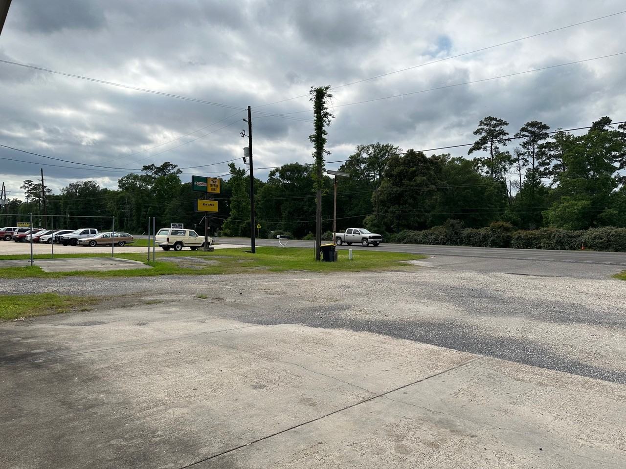 2750 Highway - Photo 4 of 13