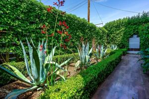 featured image of 6024 Fayette St