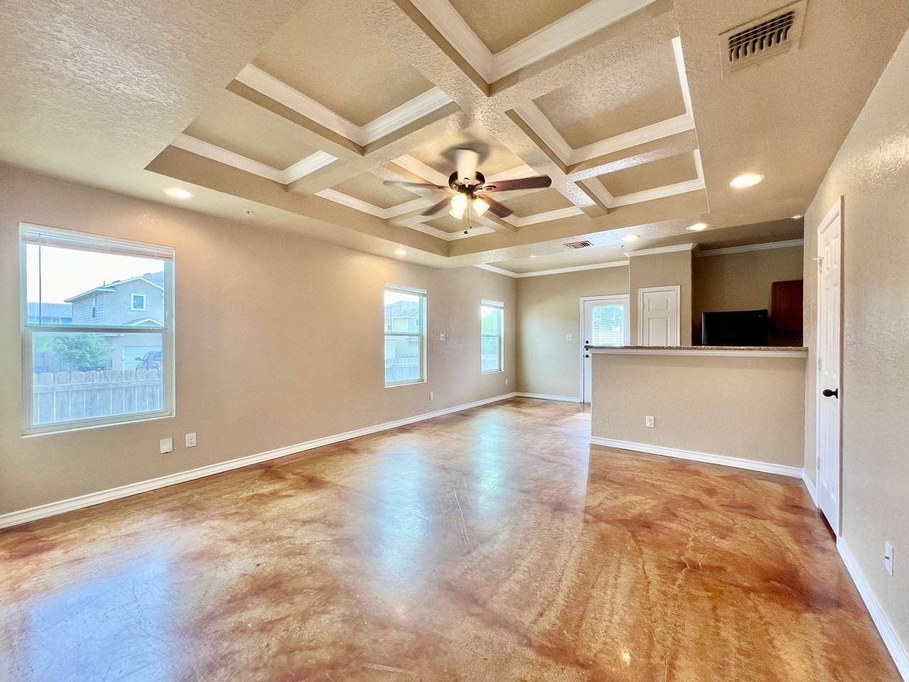 14103 Veneto Dr - Photo 2 of 22