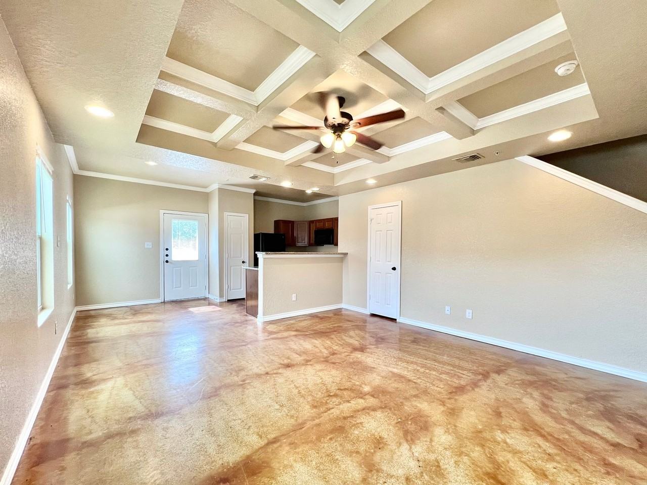 14103 Veneto Dr - Photo 4 of 22