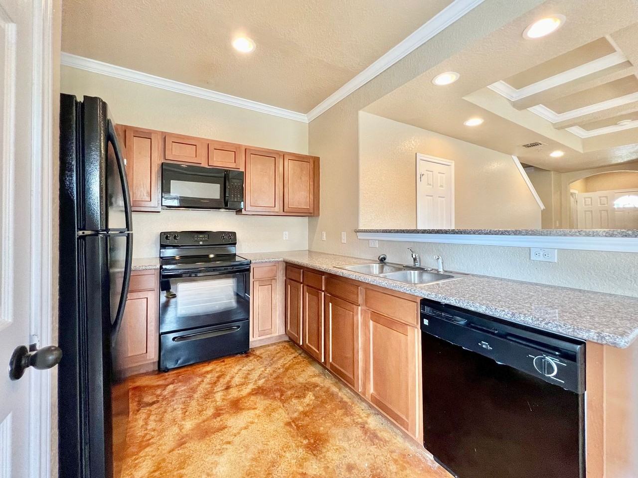 14103 Veneto Dr - Photo 6 of 22