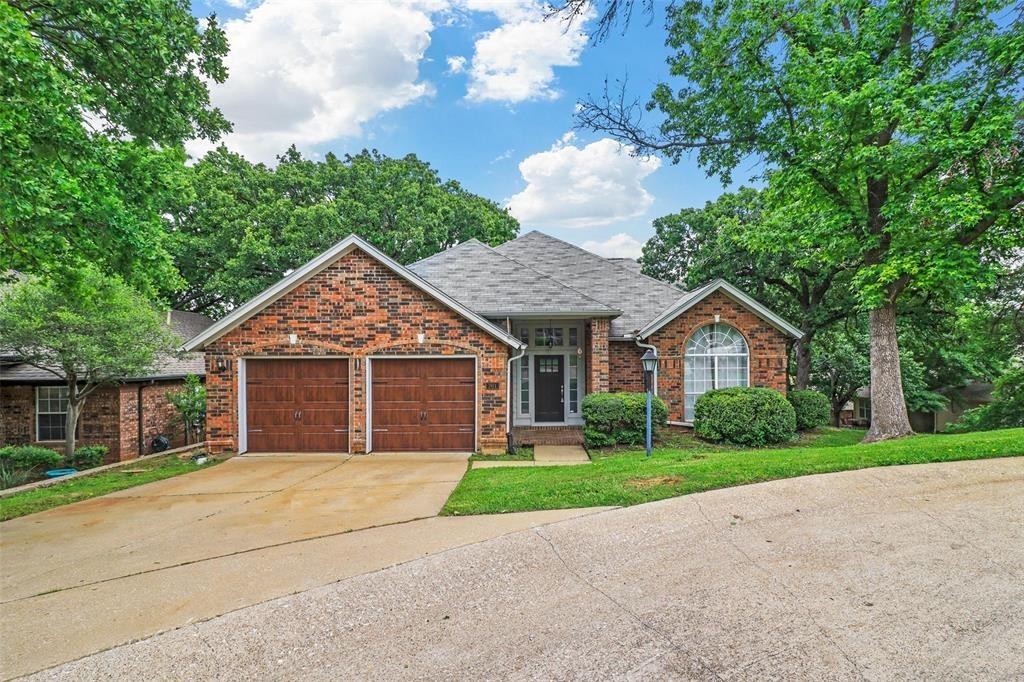 701 Meadow Bend Ct, Highland Village, TX 75077 4 Bedroom Apartment