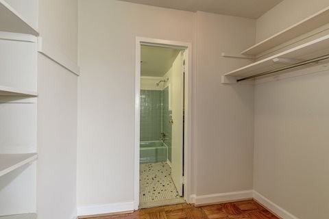 5051 Seminary Road - Photo 4 of 10