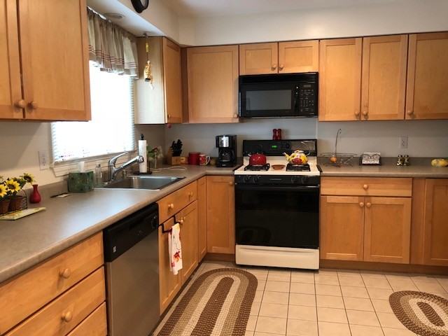 86 Chapel Street #1 - Photo 3 of 12