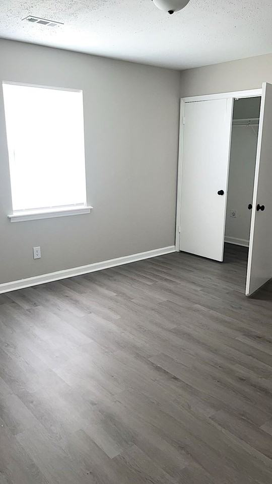 3214 Summer Place - Photo 3 of 11