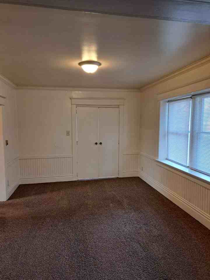 1707 Bayer Ave - Photo 3 of 10