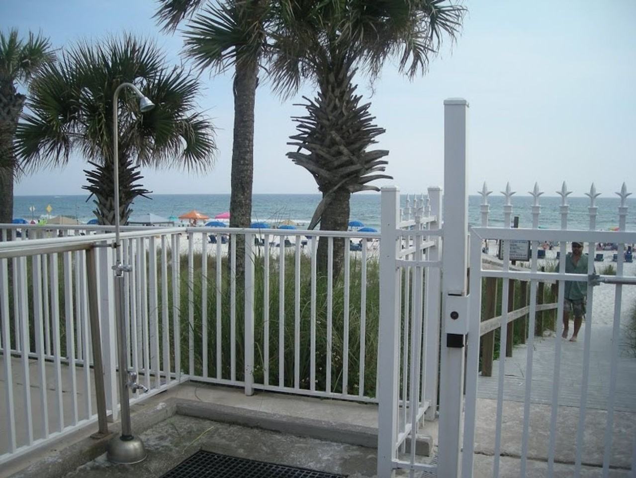 104 Tonya Ln - Photo 3 of 16